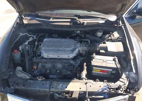 2010 Honda Accord 3.5 Ex-L from USA, damaged, VIN 1HGCP3F85AA018627